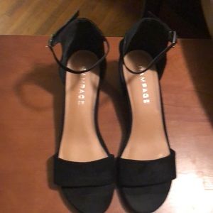 Gently worn dress shoes